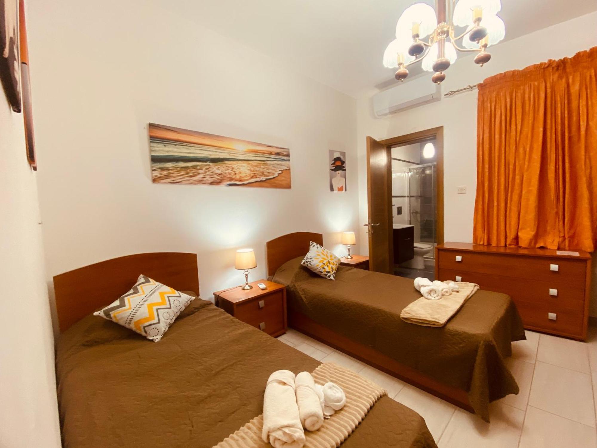 Bugibba Central Modern Apartment St. Paul's Bay Exteriér fotografie