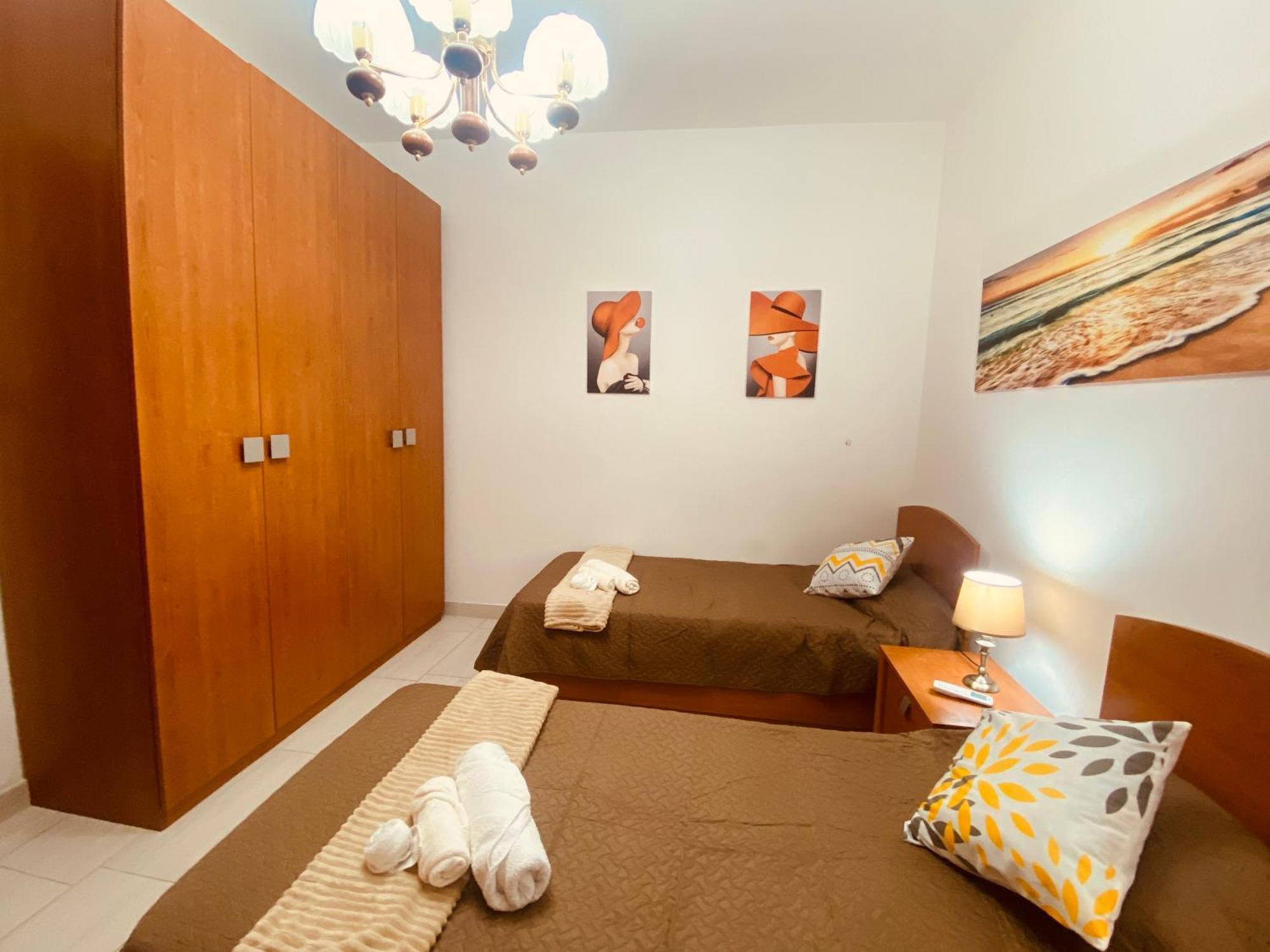 Bugibba Central Modern Apartment St. Paul's Bay Exteriér fotografie