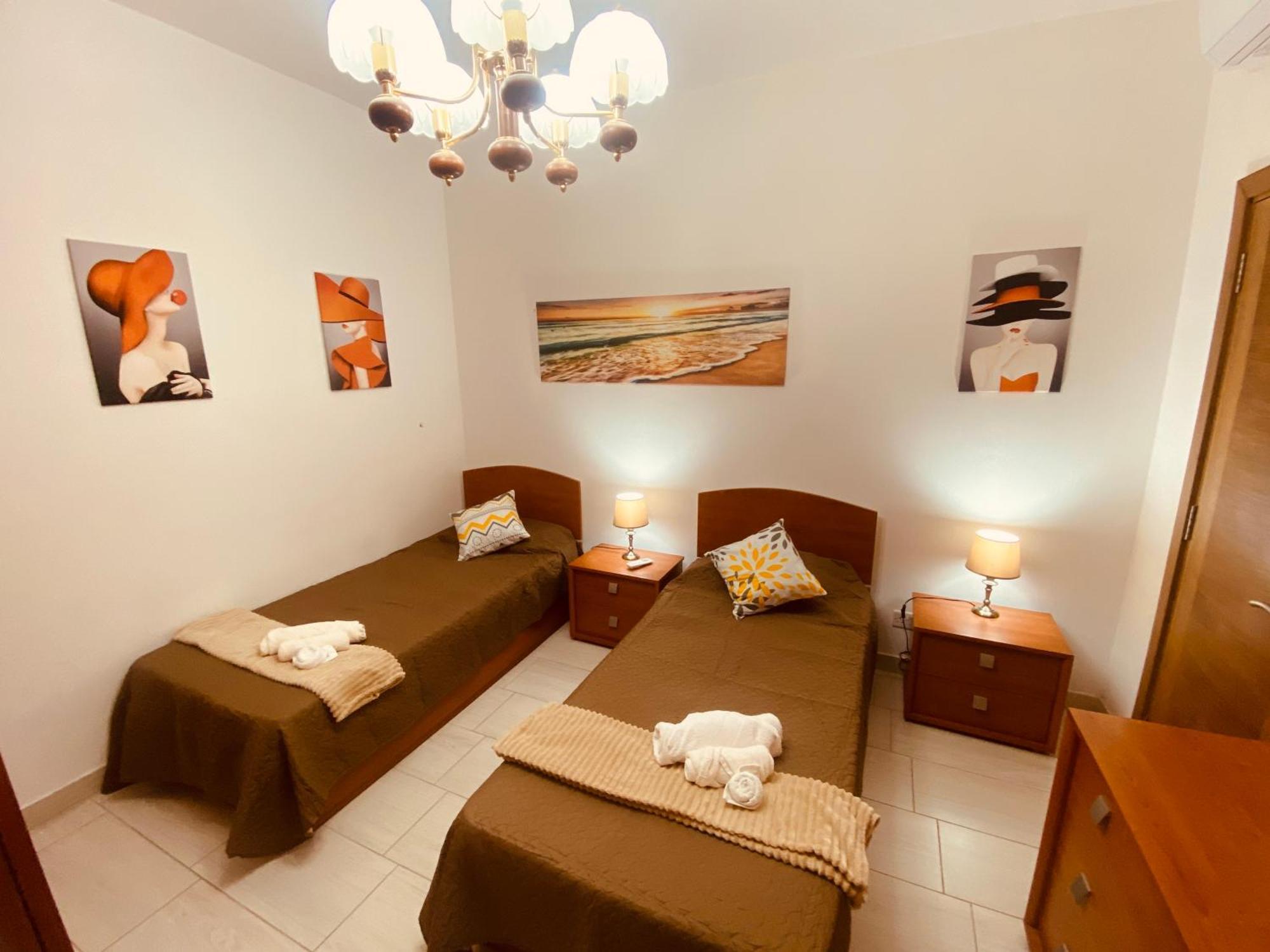 Bugibba Central Modern Apartment St. Paul's Bay Exteriér fotografie